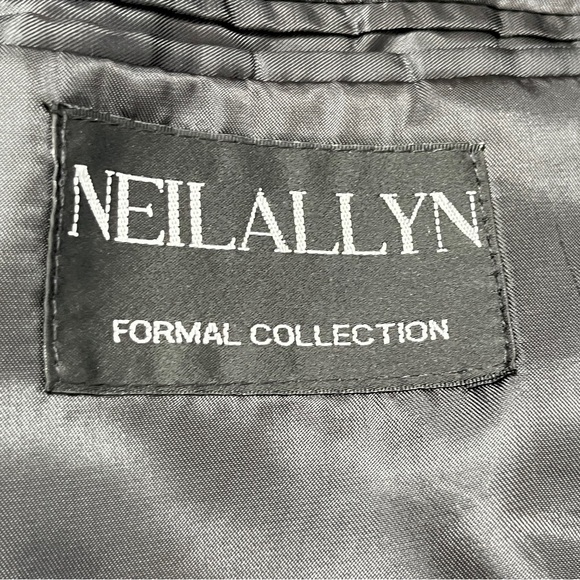 Neil Allyn Men’s Black Tuxedo Jacket Size 36R - Picture 6 of 10